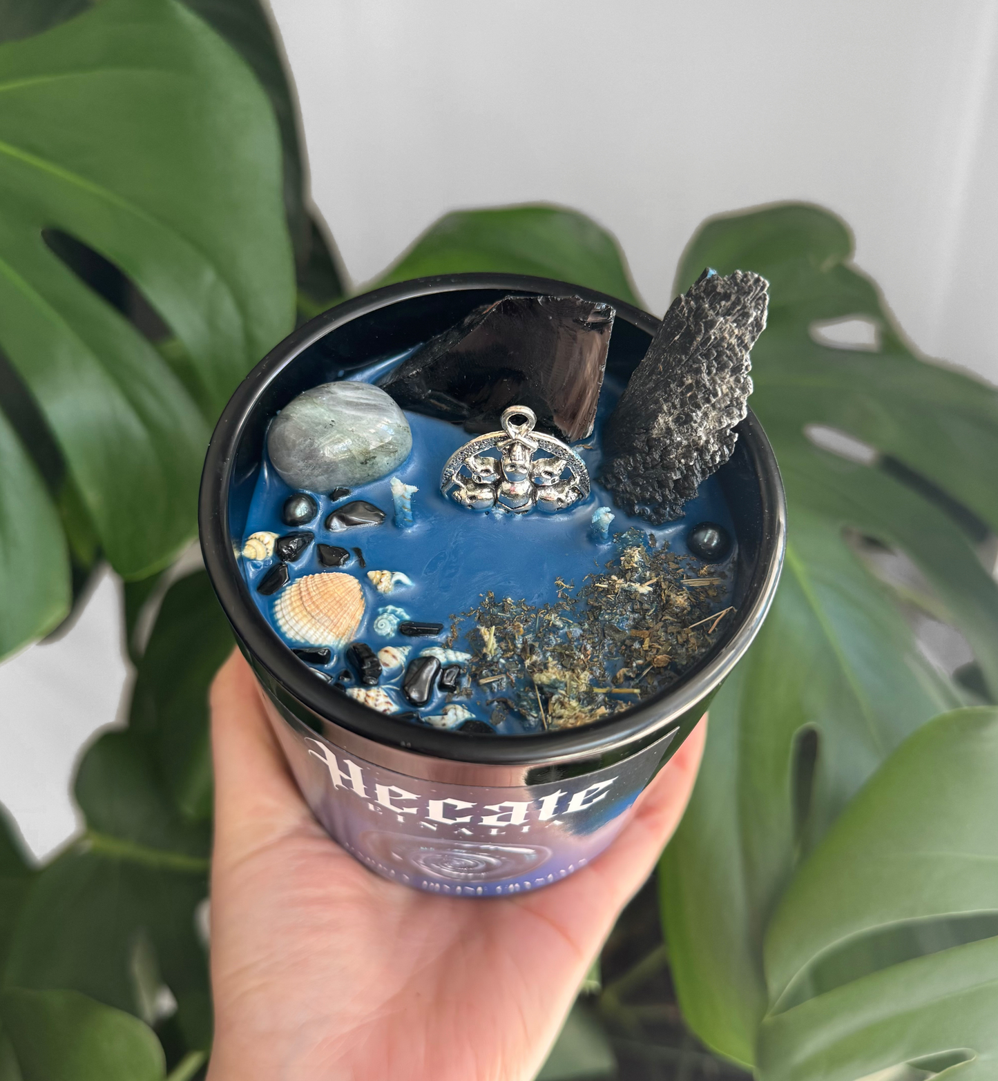 Hecate Einalia Candle