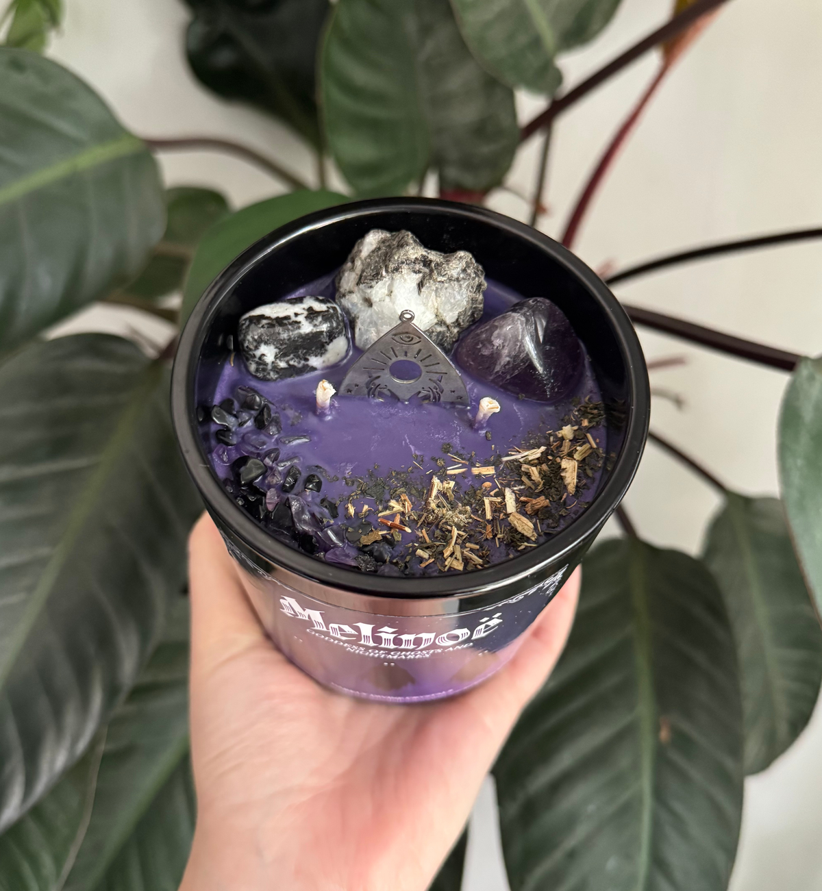Melinoë Candle